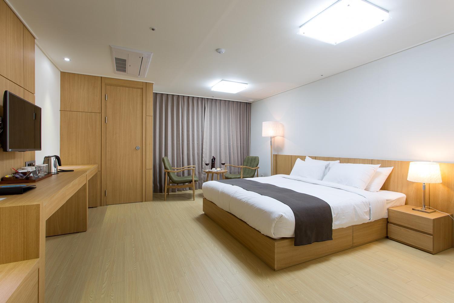 Hotel Logenir Gimcheon Стая снимка