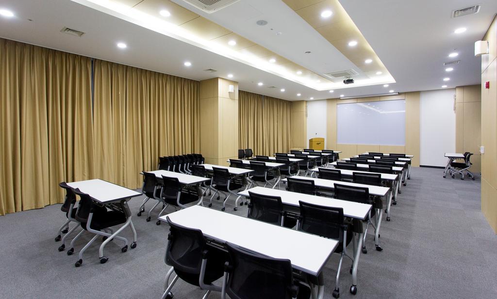 Hotel Logenir Gimcheon Екстериор снимка