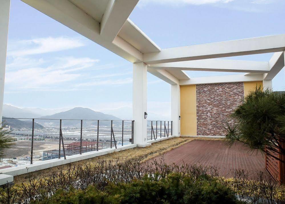 Hotel Logenir Gimcheon Екстериор снимка