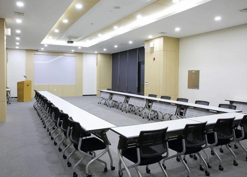 Hotel Logenir Gimcheon Екстериор снимка